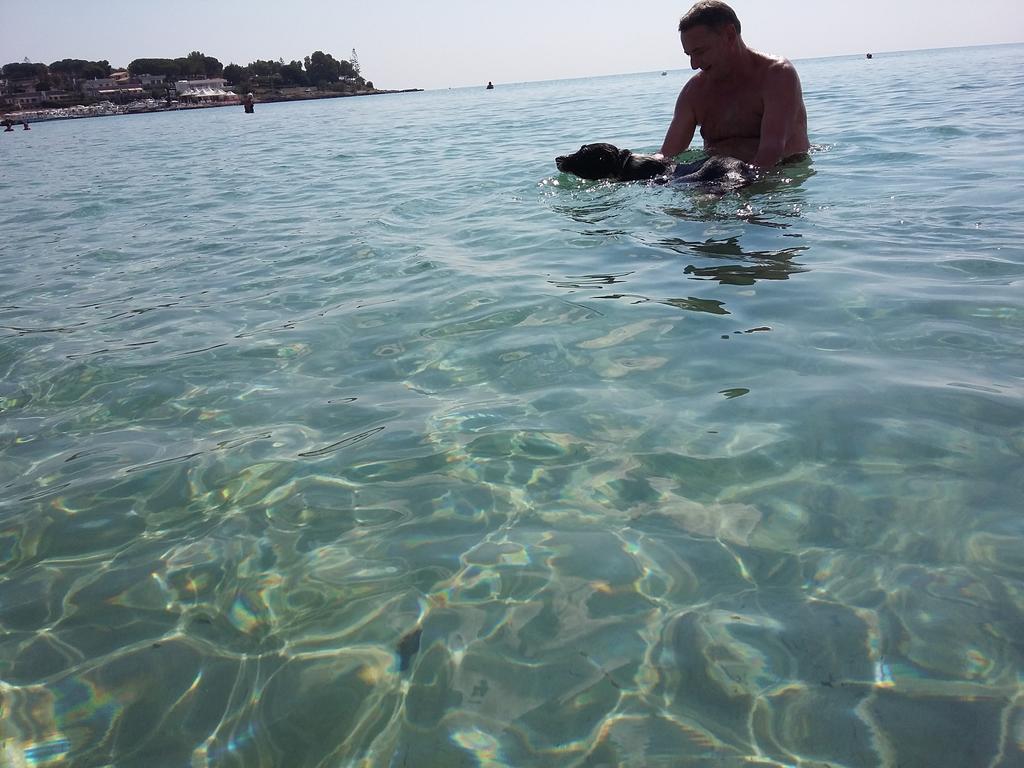 Casa Roby 120 Mt Beach ฟอนตาเน บีอานเก ภายนอก รูปภาพ